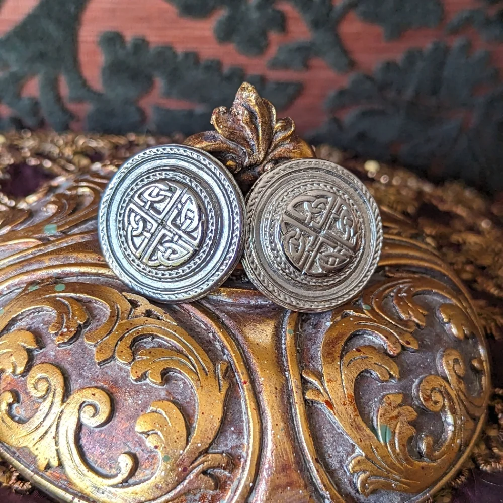 2PCS💥1980-1992💥💯GIVENCHY NECKLACE AND VINTAGE LOGO DISC EARRINGS - Picture 10 of 11